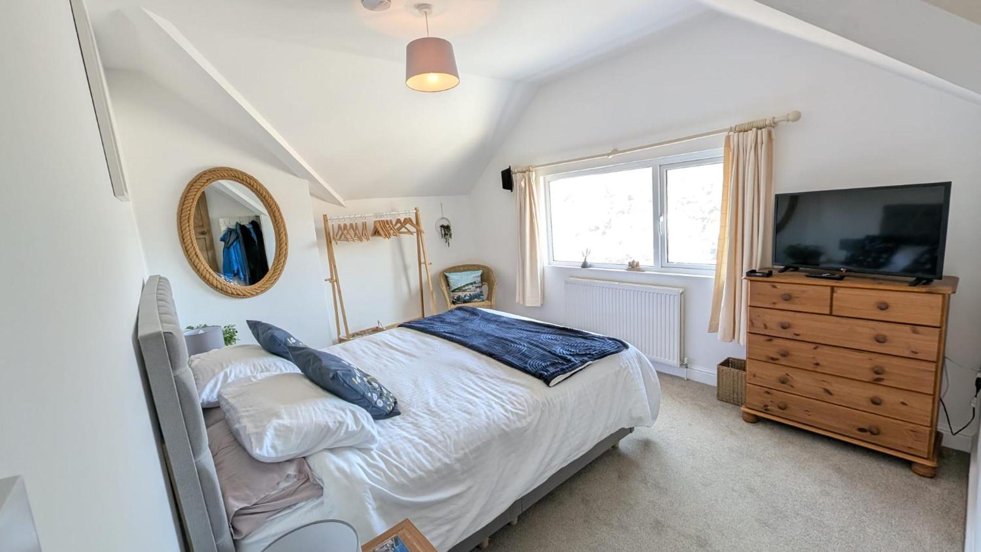 The Hillocks, Looe - Two Bedroom House With Fabulous Views Of Looe Town And Harbour Eksteriør billede