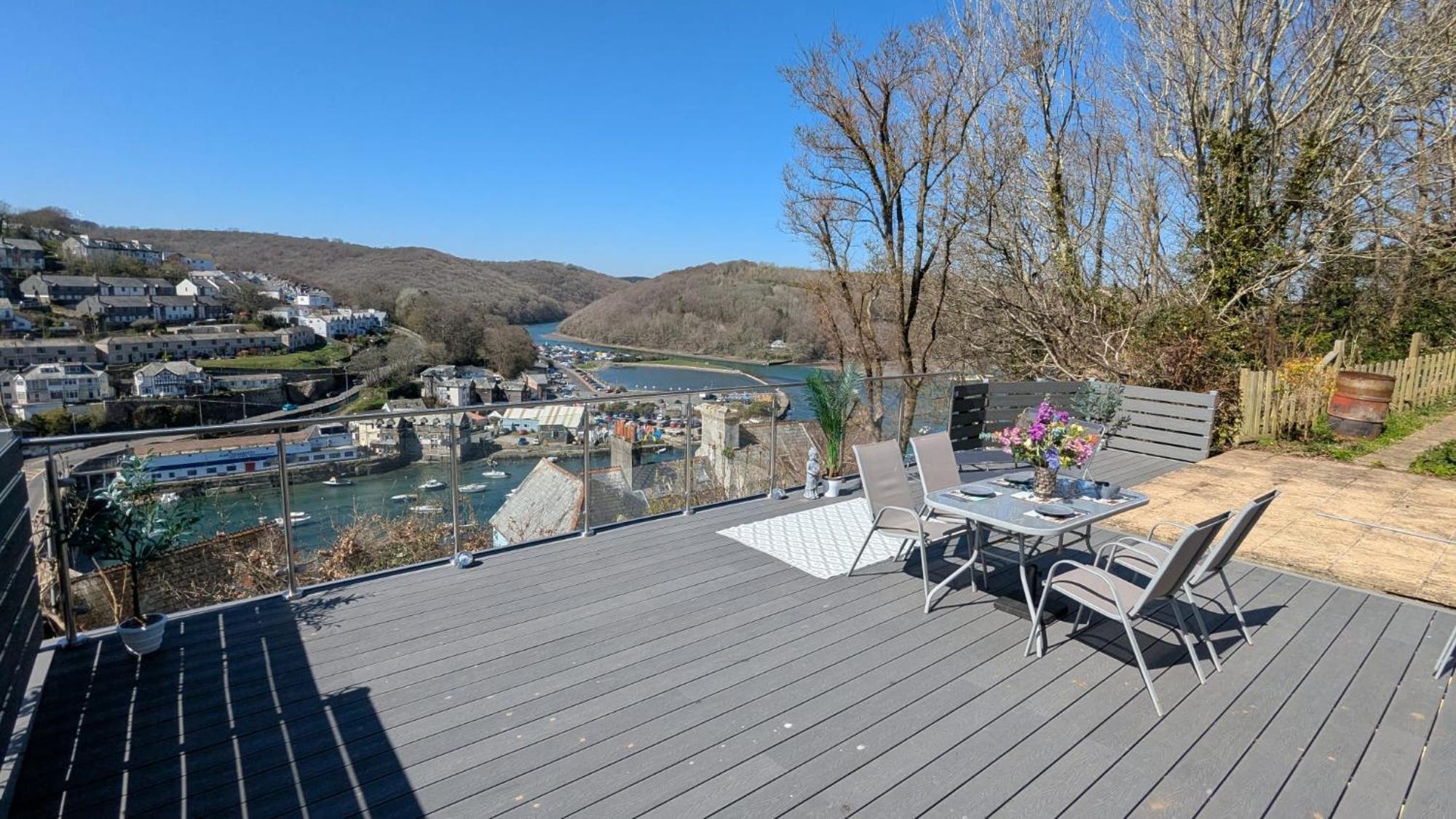 The Hillocks, Looe - Two Bedroom House With Fabulous Views Of Looe Town And Harbour Eksteriør billede